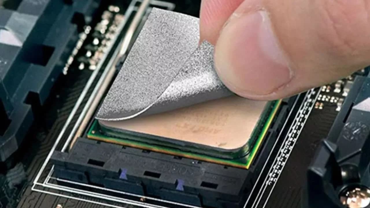 Pasta termica CPU vs pad termico: quale è il migliore?